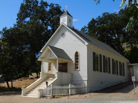[Picture of St Bernard's Catholic Church]